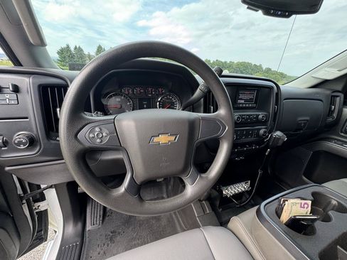 Used 2015 Chevrolet Silverado 3500 W/T w/ WT Convenience Package AWD/4WD image 5