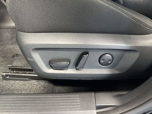 Certified 2026 Nissan Rogue SV w/ Cold Weather Package AWD/4WD image 29