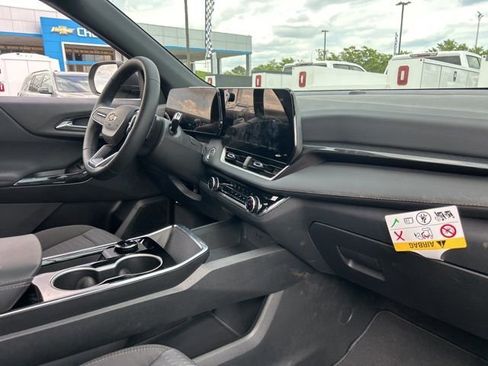 New 2026 Chevrolet Equinox LT image 31