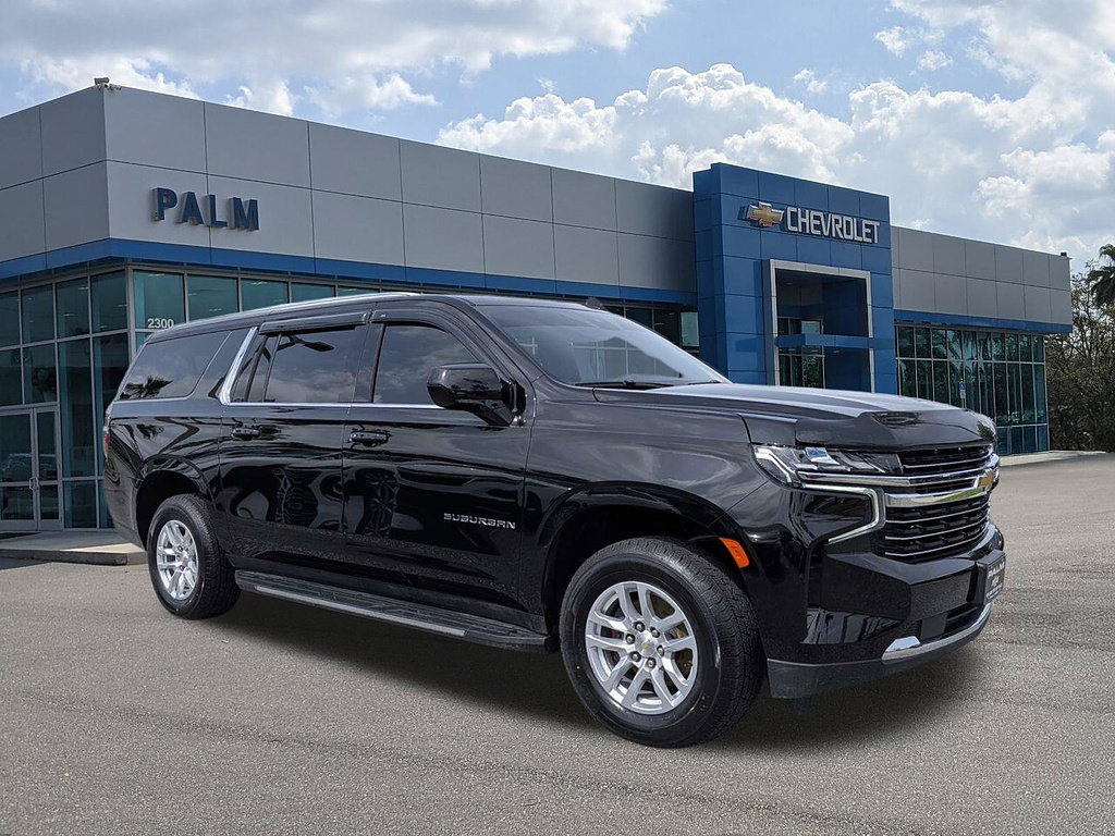 Certified 2024 Chevrolet Suburban LT AWD/4WD image 1