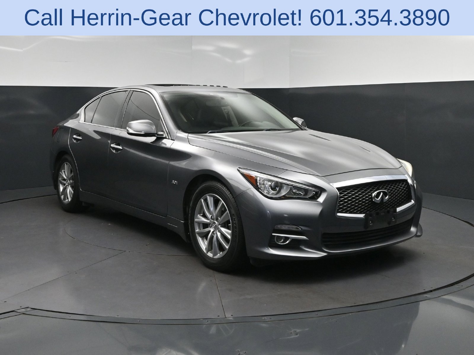 Used 2017 INFINITI Q50 3.0t Premium w/ 3.0T Premium Plus Package RWD image 9