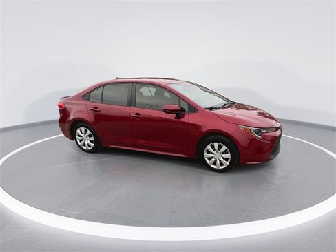 Used 2022 Toyota Corolla LE image 13