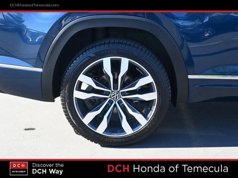 Used 2021 Volkswagen Atlas SEL Premium image 25