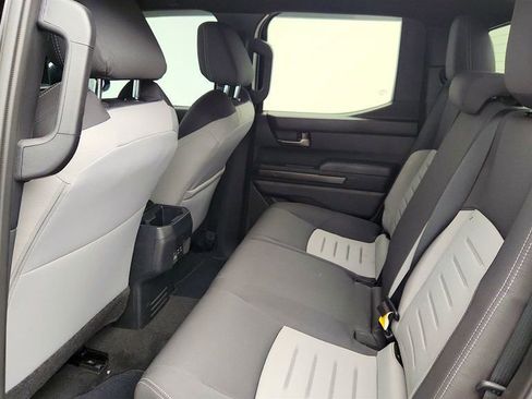 Used 2024 Toyota Tacoma TRD Off-Road w/ TRD Off Road Upgrade Package image 19