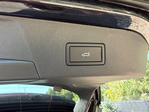 New 2025 Volkswagen ID.4 Pro S Plus image 18