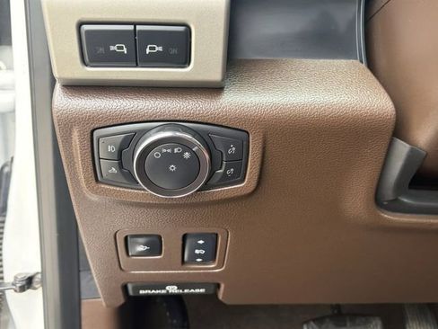 Used 2018 Ford F250 King Ranch w/ King Ranch Ultimate Package AWD/4WD image 5