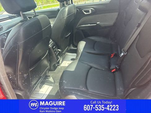 Used 2022 Jeep Compass Latitude w/ Sun and Sound Group AWD/4WD image 34