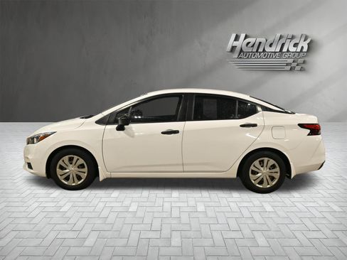 Used 2020 Nissan Versa S FWD image 6