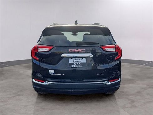 Used 2024 GMC Terrain SLT image 5