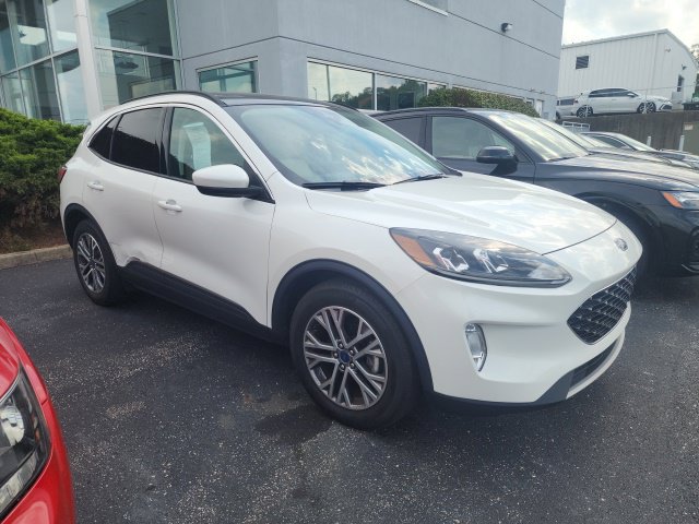Used 2022 Ford Escape SEL FWD image 2