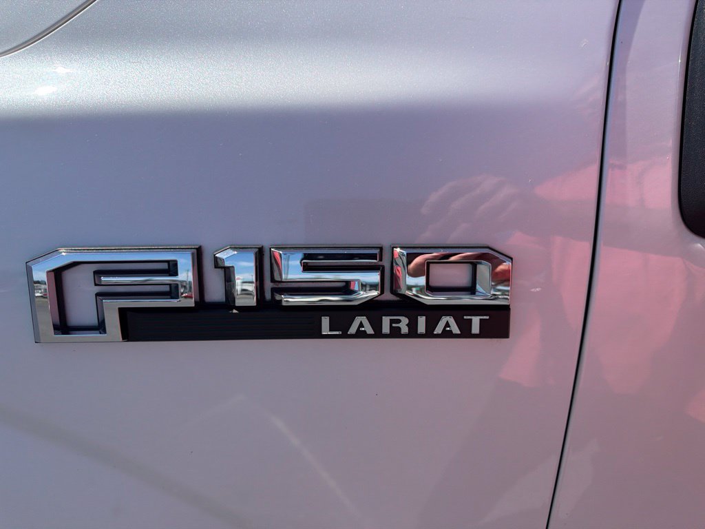 Used 2019 Ford F150 Lariat w/ Equipment Group 502A Luxury AWD/4WD image 14