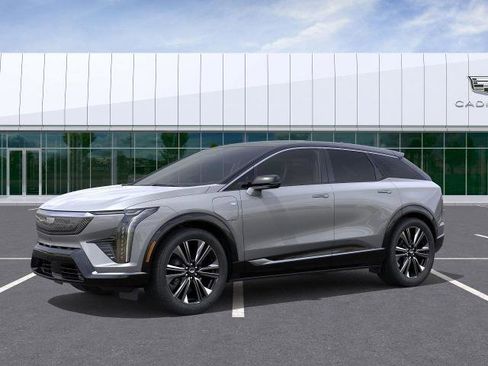 New 2026 Cadillac Optiq Luxury 2 image 5