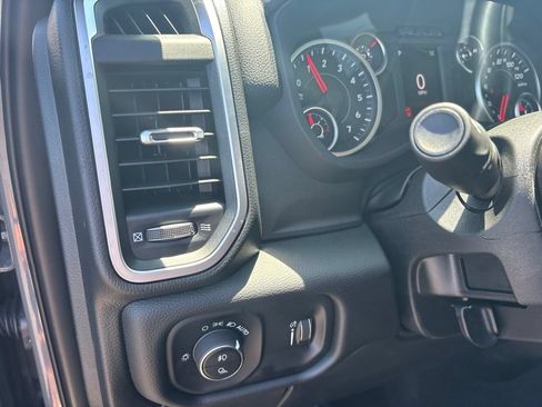 New 2026 RAM 2500 Big Horn AWD/4WD image 17