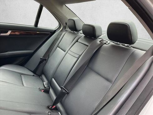 Used 2014 Mercedes-Benz C 300 4MATIC Sedan image 12