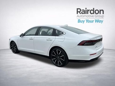 Used 2025 Honda Accord Touring image 10