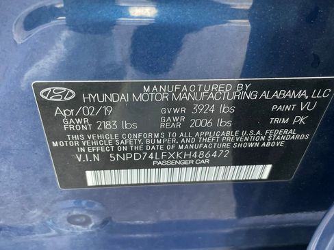 Used 2019 Hyundai Elantra SE image 32