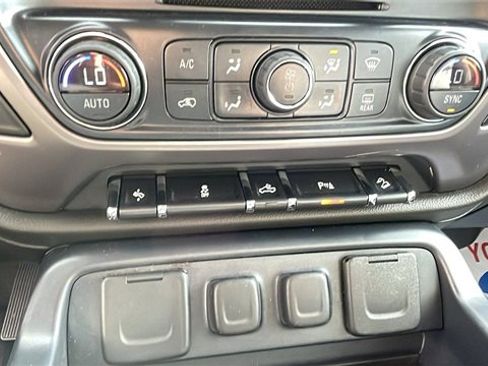 Used 2016 GMC Sierra 1500 SLT image 17