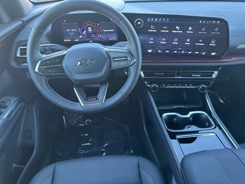 New 2026 Chevrolet Traverse Z71 w/ Driver Confidence Package AWD/4WD image 13