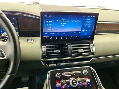 Used 2024 Lincoln Navigator Black Label AWD/4WD image 17