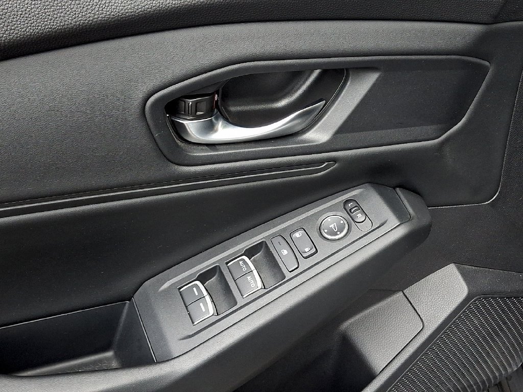 Used 2023 Honda Accord EX image 13