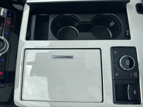 Used 2024 Lincoln Navigator Black Label image 16