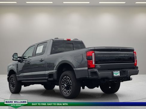 Used 2026 Ford F250 Platinum AWD/4WD image 6