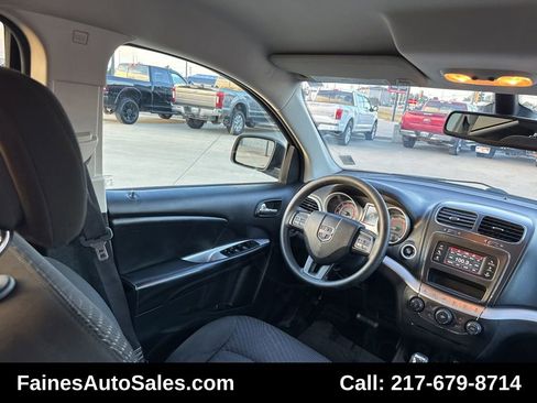 Used 2019 Dodge Journey SE image 72
