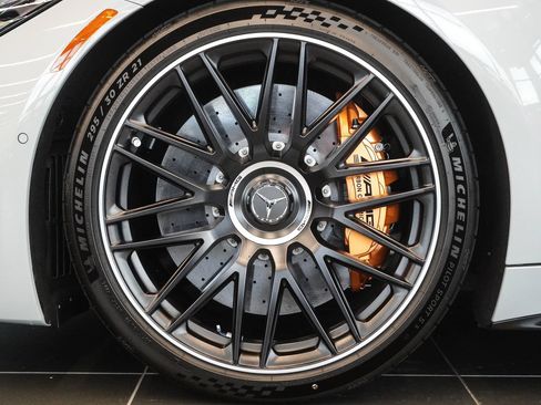 Certified 2025 Mercedes-Benz AMG GT 63 S w/ Driver Assistance Package image 8