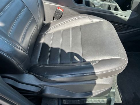 Used 2018 Ford Escape SEL FWD image 39