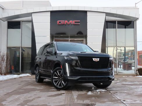 Used 2023 Cadillac Escalade Sport image 1