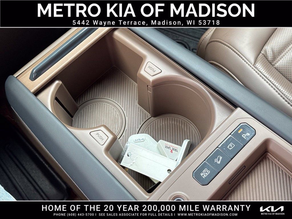 Used 2024 Kia EV9 Land AWD/4WD image 29