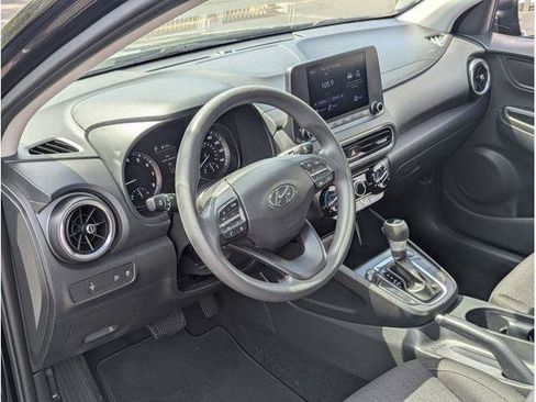Used 2022 Hyundai Kona SEL AWD/4WD image 46