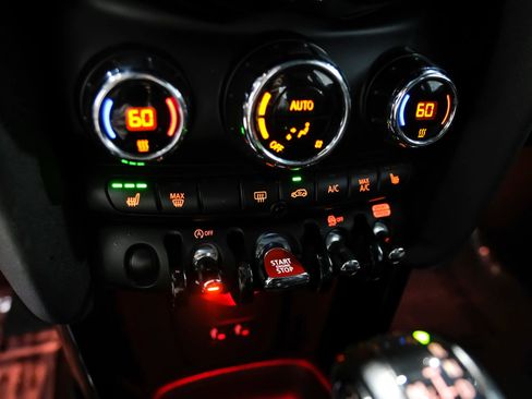 Used 2019 MINI Cooper John Cooper Works w/ Signature Upholstery Package image 27