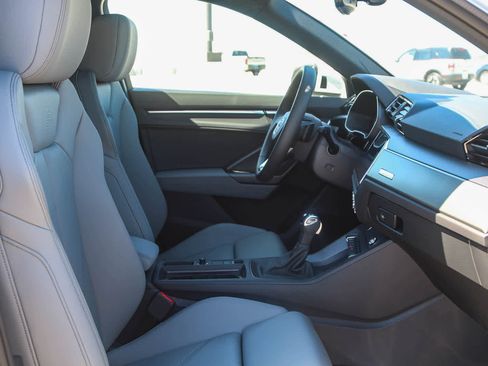 New 2025 Audi Q3 2.0T Premium image 24