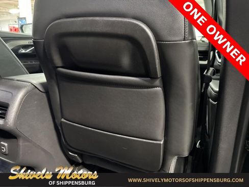 Used 2022 GMC Terrain SLT w/ Tech Package image 36