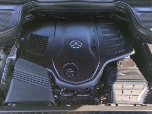 Used 2023 Mercedes-Benz GLE 450 4MATIC w/ AMG Line Exterior image 21