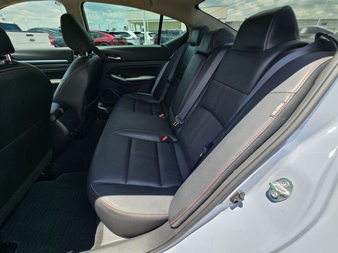 Used 2023 Nissan Altima 2.5 SR w/ SR Premium Package FWD image 29