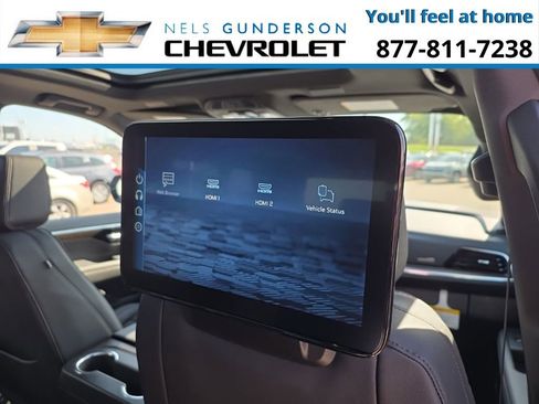 New 2026 Chevrolet Suburban High Country image 13