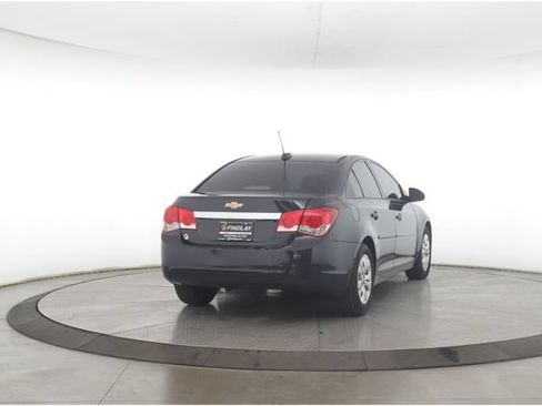 Used 2015 Chevrolet Cruze LS FWD image 7