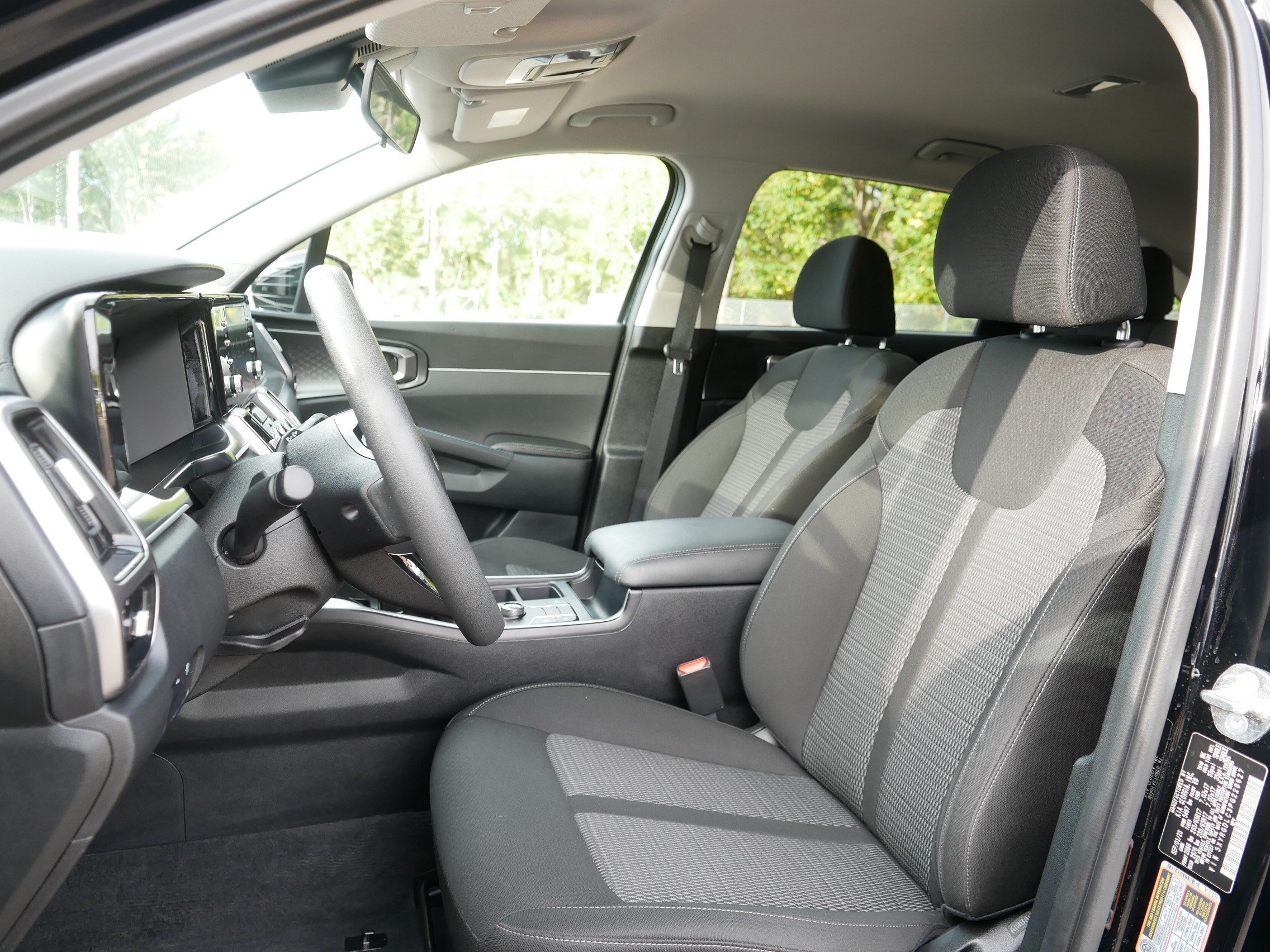 Certified 2023 Kia Sorento LX AWD/4WD image 33