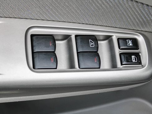 Used 2009 Subaru Forester 2.5X AWD/4WD image 17