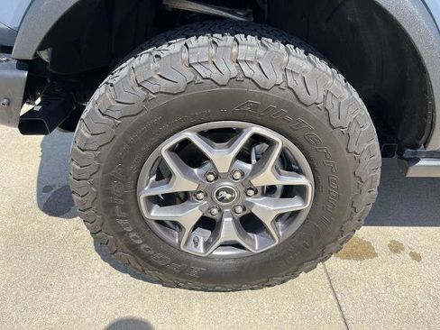 Certified 2025 Ford Bronco Badlands AWD/4WD image 34