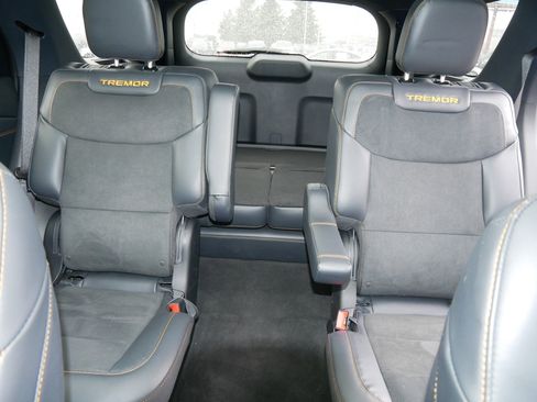 Used 2026 Ford Explorer Tremor w/ Tremor Ultimate Package AWD/4WD image 13