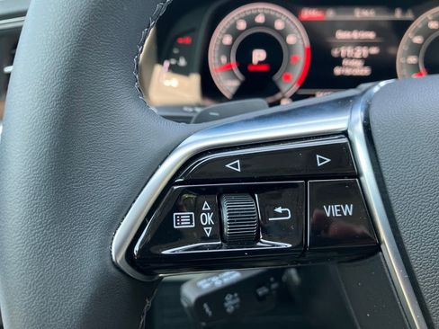 Used 2025 Audi A6 3.0T Premium image 16