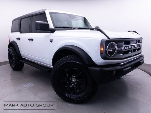 Used 2024 Ford Bronco Big Bend AWD/4WD image 1