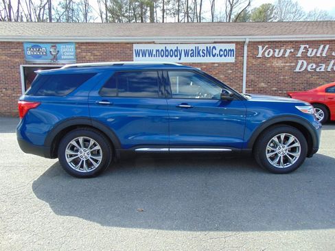 Used 2021 Ford Explorer Limited image 4