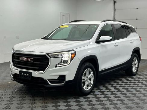 Used 2022 GMC Terrain SLE w/ Driver Convenience Package AWD/4WD image 13