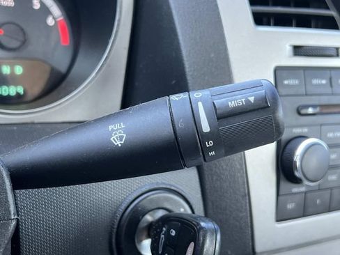 Used 2010 Dodge Avenger R/T FWD image 28