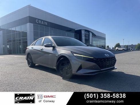 Used 2022 Hyundai Elantra SEL image 1