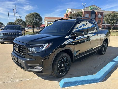 Used 2023 Honda Ridgeline Black Edition image 3